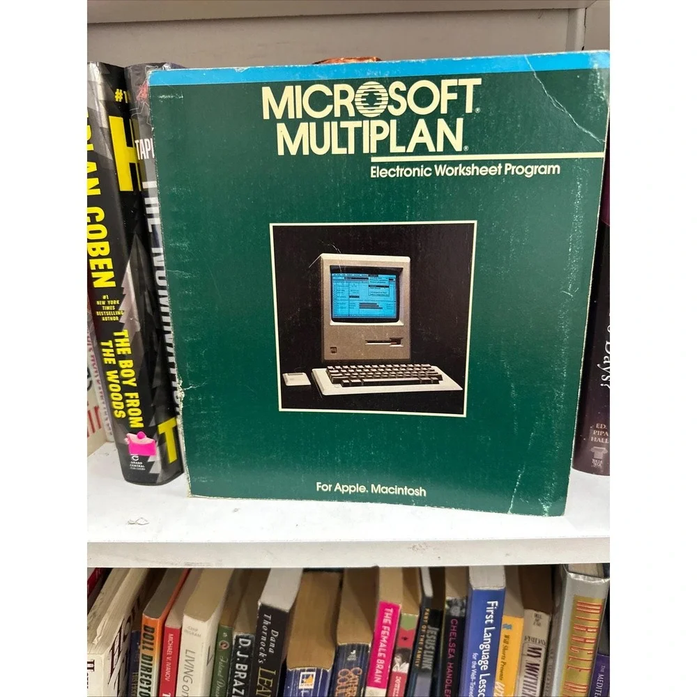 1984 Microsoft MULTIPLAN Manual Spreadsheet Macintosh 128K Vintage‎ Computing